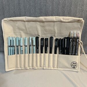 Kelly Creates Roll Up Canvas Pen/Brush  Case